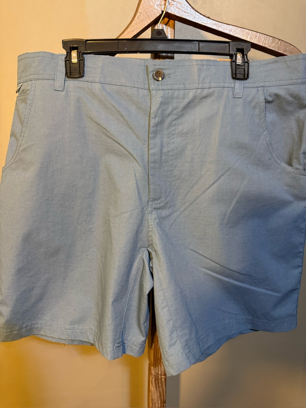 Reel Legends Light Blue Men’s Flat-Front Shorts